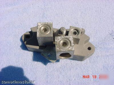 General electric 30 a.120V. bolt-in, type THQB1130