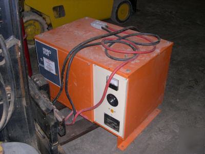 5000 lb electric forklift and 36V single phase charger