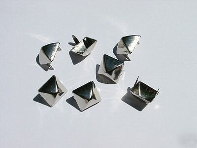 16MM metal studs nail-heads square-beveled 50 RC16S-nl