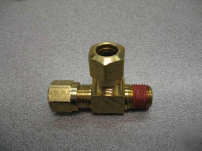 Parker brass d.o.t. compression tee VS271NTA-6-4