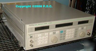 Anritsu MG3601A synthesized signal generator 1040MHZ