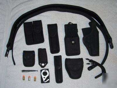 Bianchi duty belt & accesories holster cuff mace radio