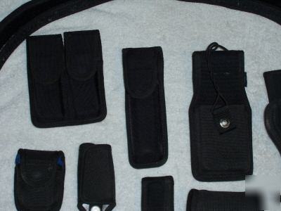 Bianchi duty belt & accesories holster cuff mace radio