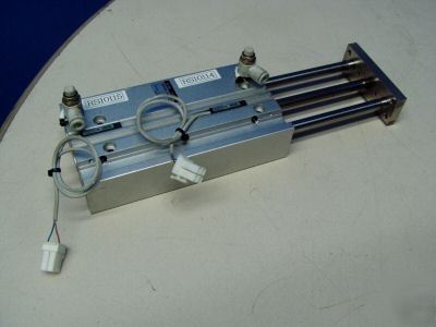 Smc pneumatic guide cylinder m/n: MGPL20-100A-Z73