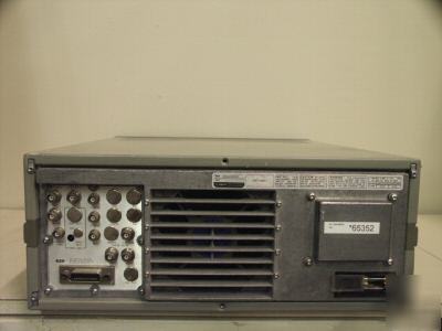 Hp 8665A high-performance signal generator, 0.1-4.2 ghz