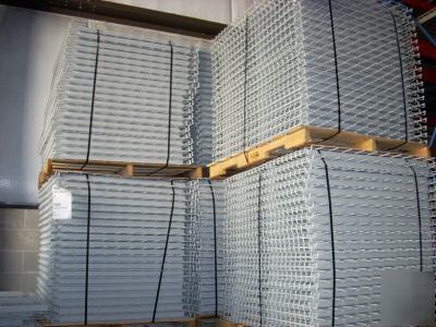 Wire mesh decking waterfall style size 42