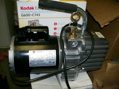 New 5 cfm vacuum pump made in the usa