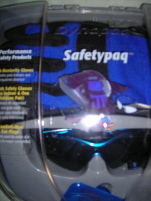 Safety kit by dynapaq
