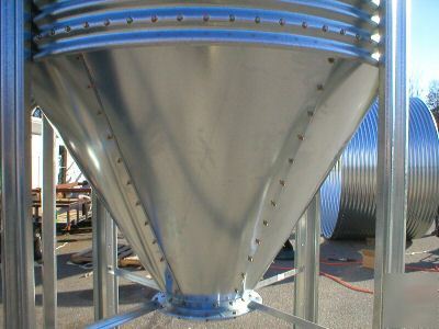 Valco 5.58 ton bulk feed storage bin - three ring