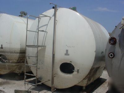 5000 gallon stainless steel tank, horizontal