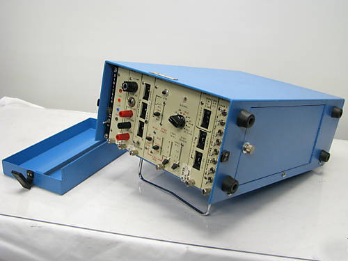 Digitech model 2182-03 frequency / signal generator