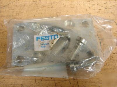 Festo cylinder mount kit fnc-32