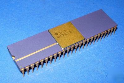 New NS32082D-10 nsc 48-pin purple gold cerdip vintage