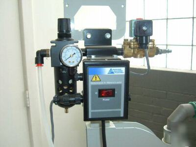 New nice polymer systems grinder w/ conair unloader sys