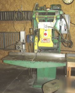Oliver aluminum cutting saw with accu lube 94DHX