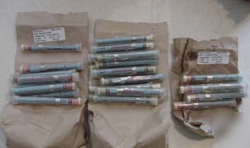 New 34PCS theromelt sticks in tubes...