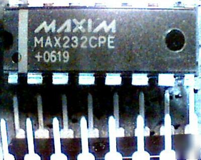 8 maxim MAX232CPE dual eta-232 drivers/receivers, RS232