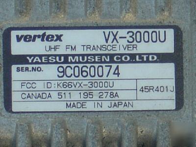 Vertex vx-3000 motorola 40 watt uhf mobile radio