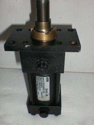 New parker pneumatic cylinder fixture or press type