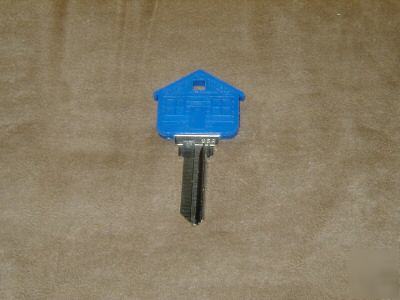 KW1 blue house key blank