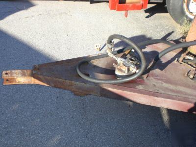 Antique hydraulic operated cherry picker