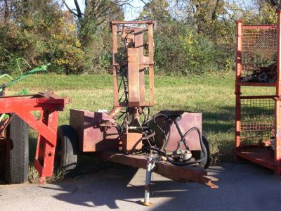 Antique hydraulic operated cherry picker