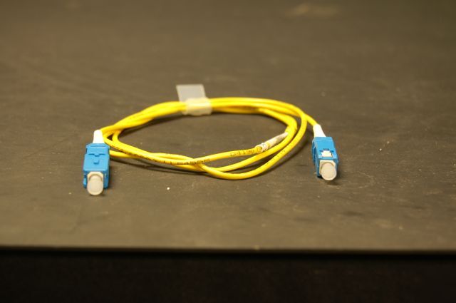 Fiberware sc/upc 1 meter optical cable w hybrid conn