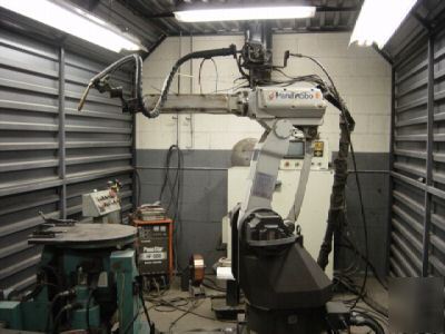 Robot welder with two positioners panasonic aw-8010 