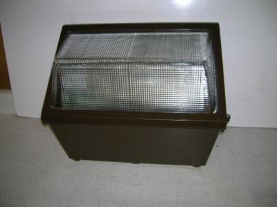 400 watt metal halide wallpack photo controlwith lamp