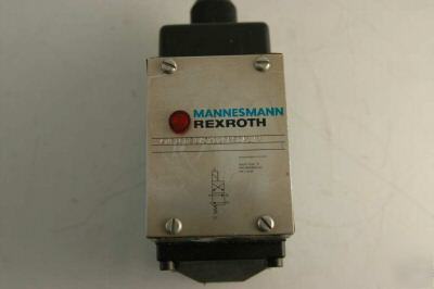 New 4 valve rexroth 4WE10D31CW110N9DALV surplus see