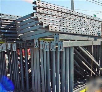 Pallet rack shelving speedrack 14'X44