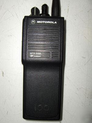 Motorola mts 2000 handie-talkie radio