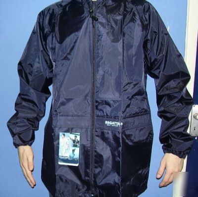 New navy regatta stormbreak waterproof jacket, size med- 