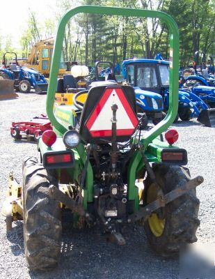 John deere 855 tractor w/5FT snow blade & 60