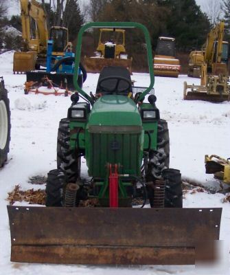 John deere 855 tractor w/5FT snow blade & 60