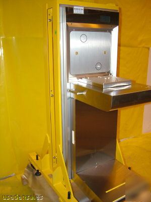 Tel shinko 300MM load port SELOP12F25-255