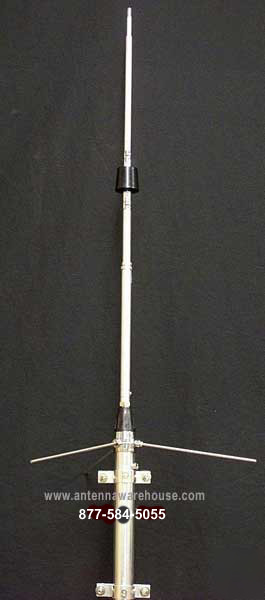 High gain aluminum vhf (136-174 mhz.) base antenna