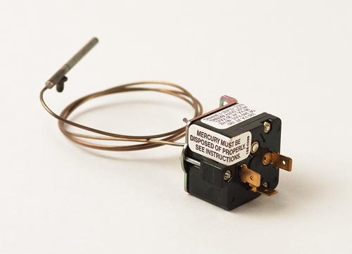 Generic auto reset spdt switch hh 71PD 001