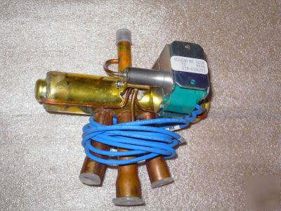 New ranco 3-way reversing valve w/ 218/240V solenoid 