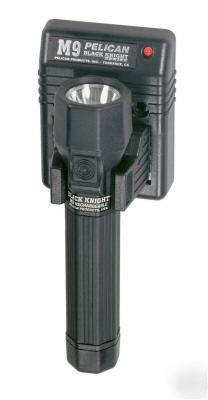 Pelican 7050 AC110T black flashlight recharge trickle