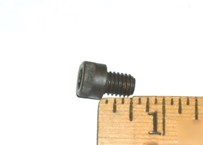 Bridgeport part 11011071 socket hd cap screw 38-16X.500
