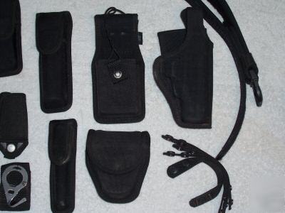 Bianchi duty belt & accesories holster cuff mace radio