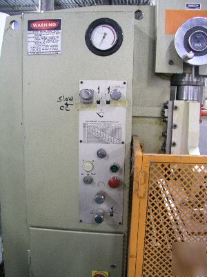 New 6' x 30 ton do ell hydraulic press brake