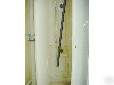 Poly flow quartz cleaning system 5574-5576