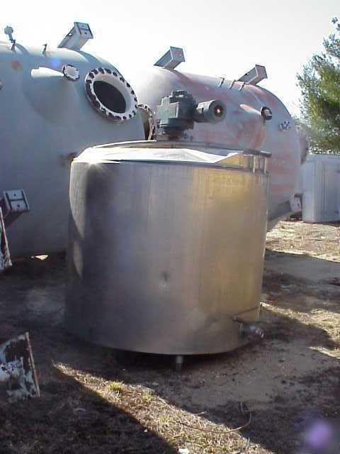 700 gal stainless steel tank w mixer agitator nice 