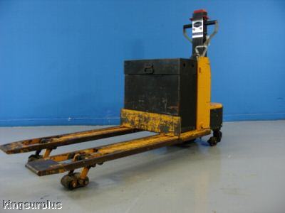 Multiton 4000 lb cap electric pallet jack 1 phase 12V t