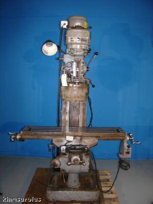 Nice bridgeport vertical mill 1.5 hp power feed