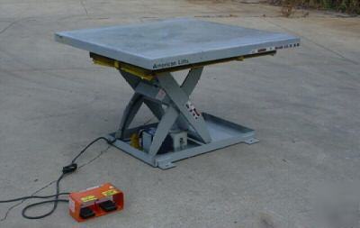 American lift -2200# hydraulic lift table 48X48 (used)