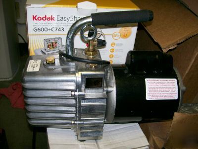 New 5 cfm vacuum pump made in the usa