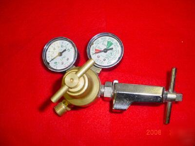 Victor compressed gas regulator model OFT50